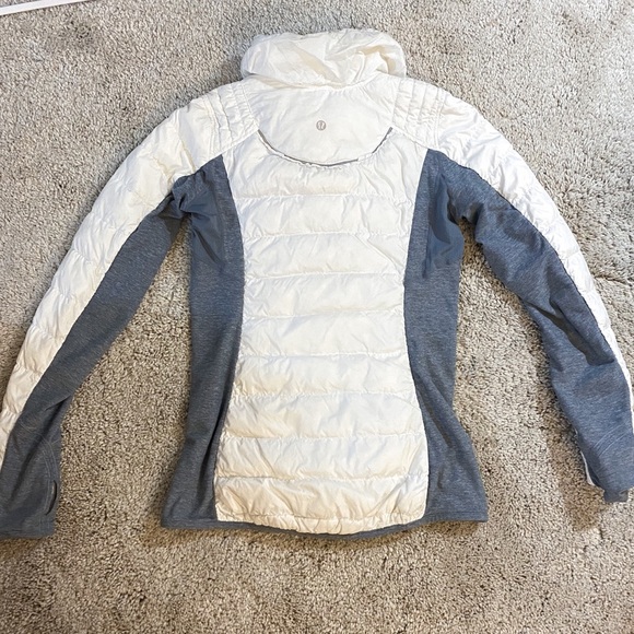 new Lululemon Fluff Off puffer pullover (rare) - Picture 8 of 10